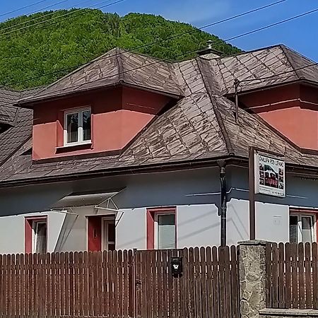 Chalupa Pod Lipami Terchová المظهر الخارجي الصورة